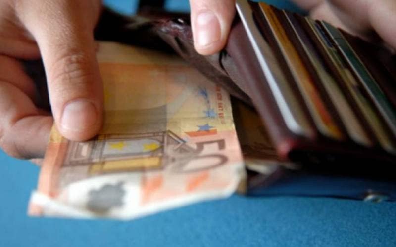 1000261476 11771504676 large